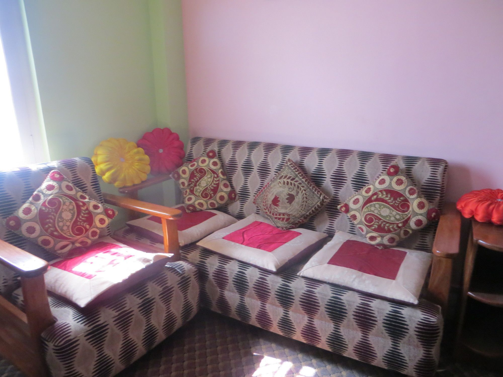Manamaiju Homestay And Hotel Kathmandu Exterior foto